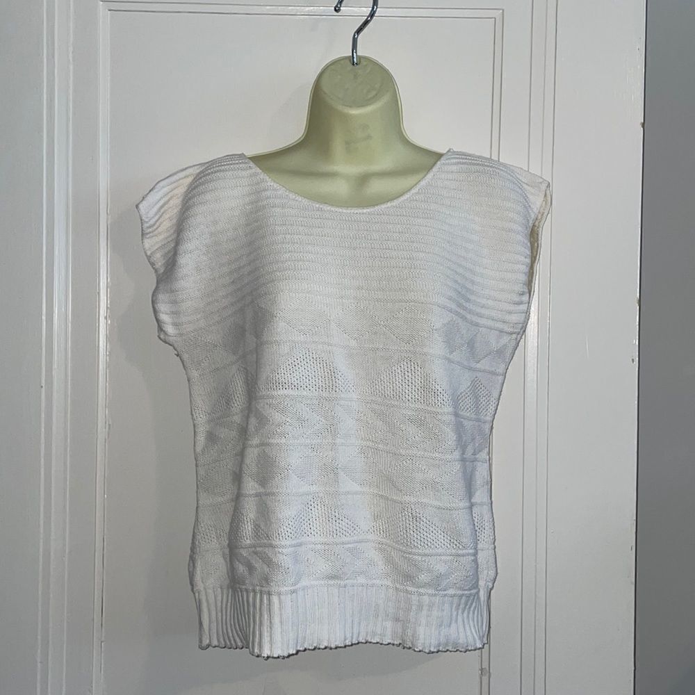 Vtg 80s cream sleeveless‎ scoop neck summer sweater